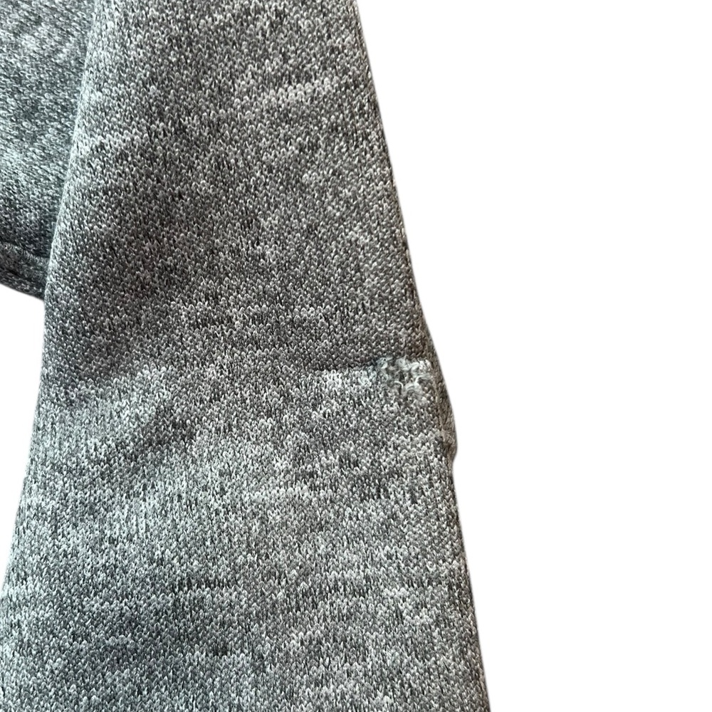 Vineyard Vines Men's‎ Mountain Gray Quarter-Zip Pullover - Picture 7 of 10